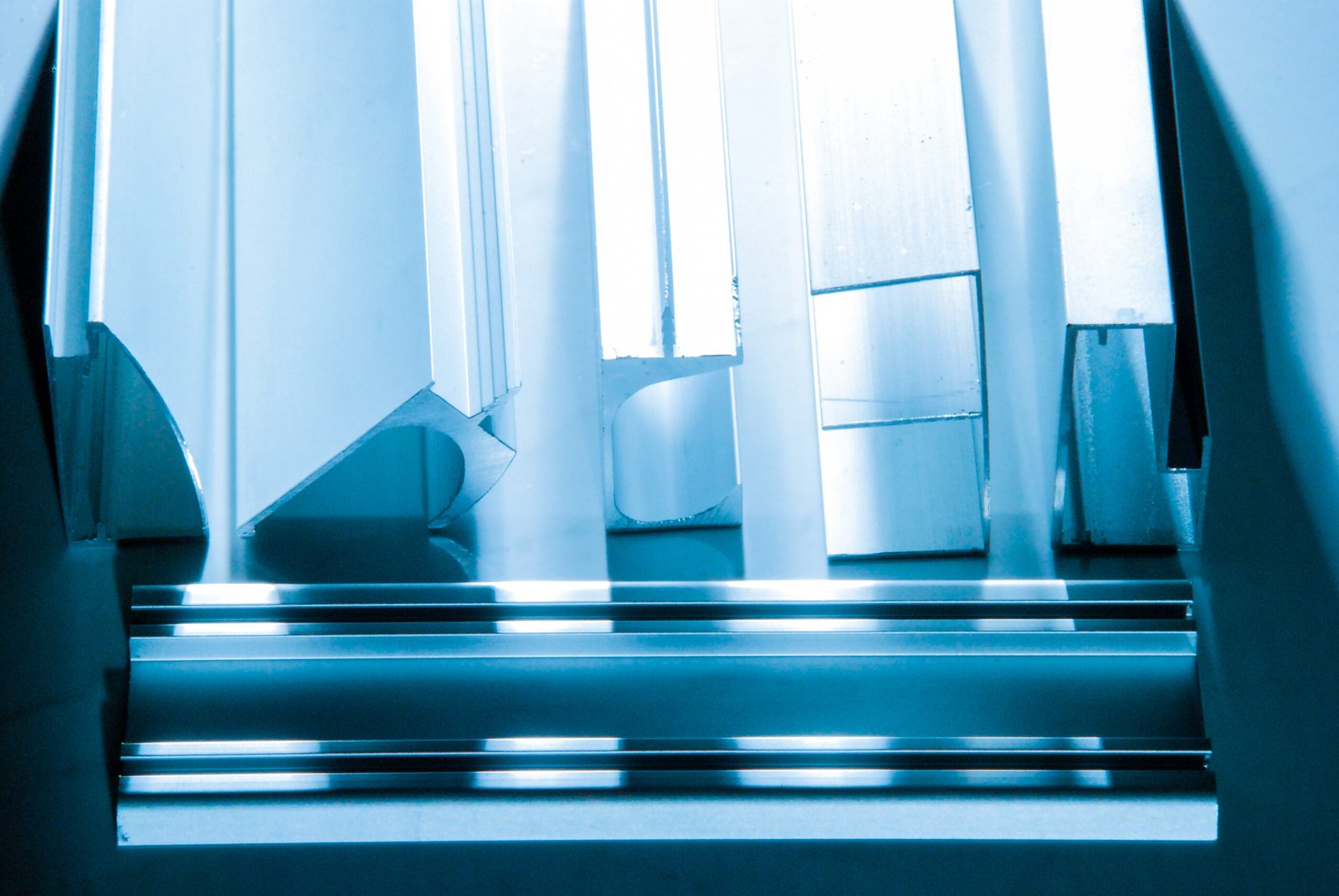 Which is better RF or CO2 laser tube