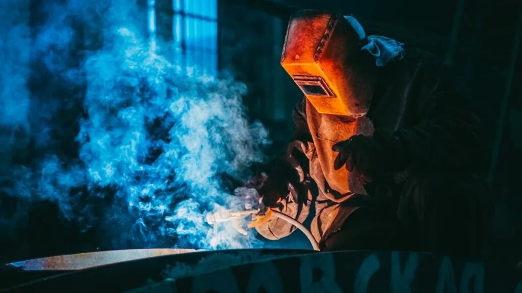 How to Recharge a CO2 Laser Tube for Beginners